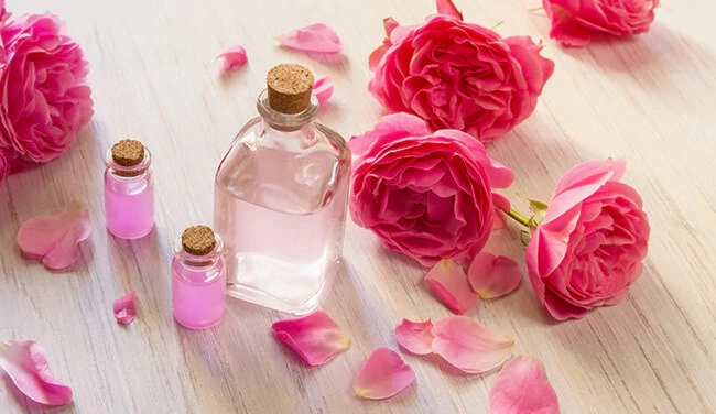 1722328134_Dried Rose Petals for Natural Cosmetics - 3.webp